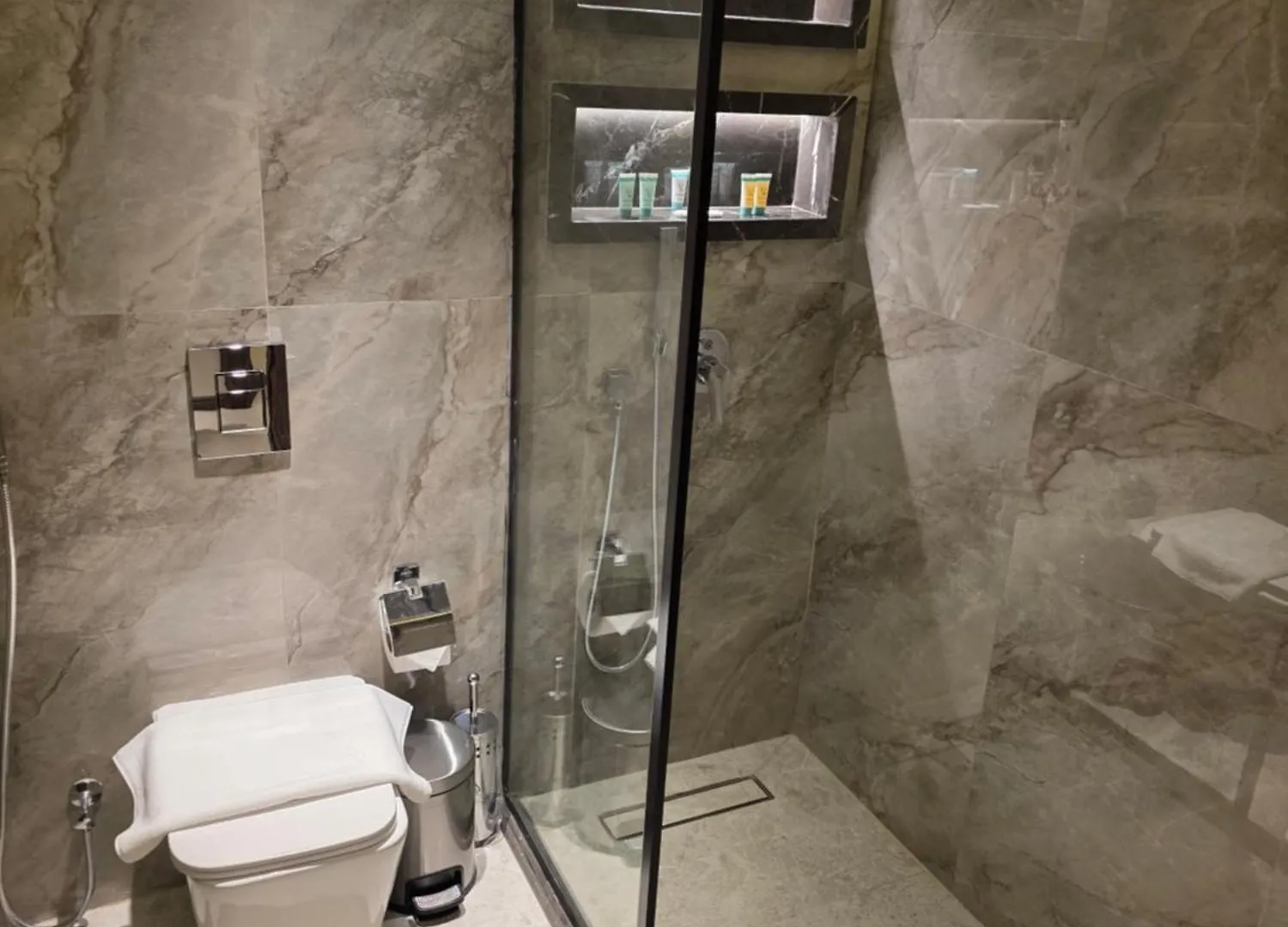 ****  Sedra Global Hotel 메디나 사우디 아라비아